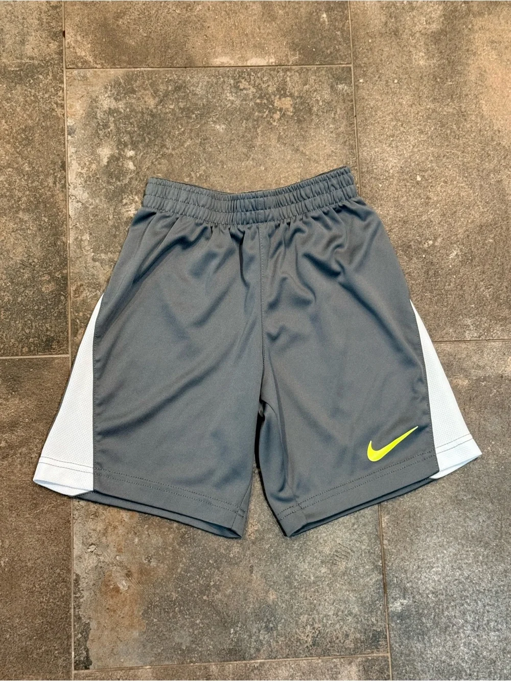 Nike Dri-Fit Yellow & Gray Athletic Set